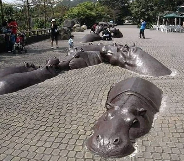 Archived ABI Resources Facebook image associated with Amazing Creative Sculptures ð²
